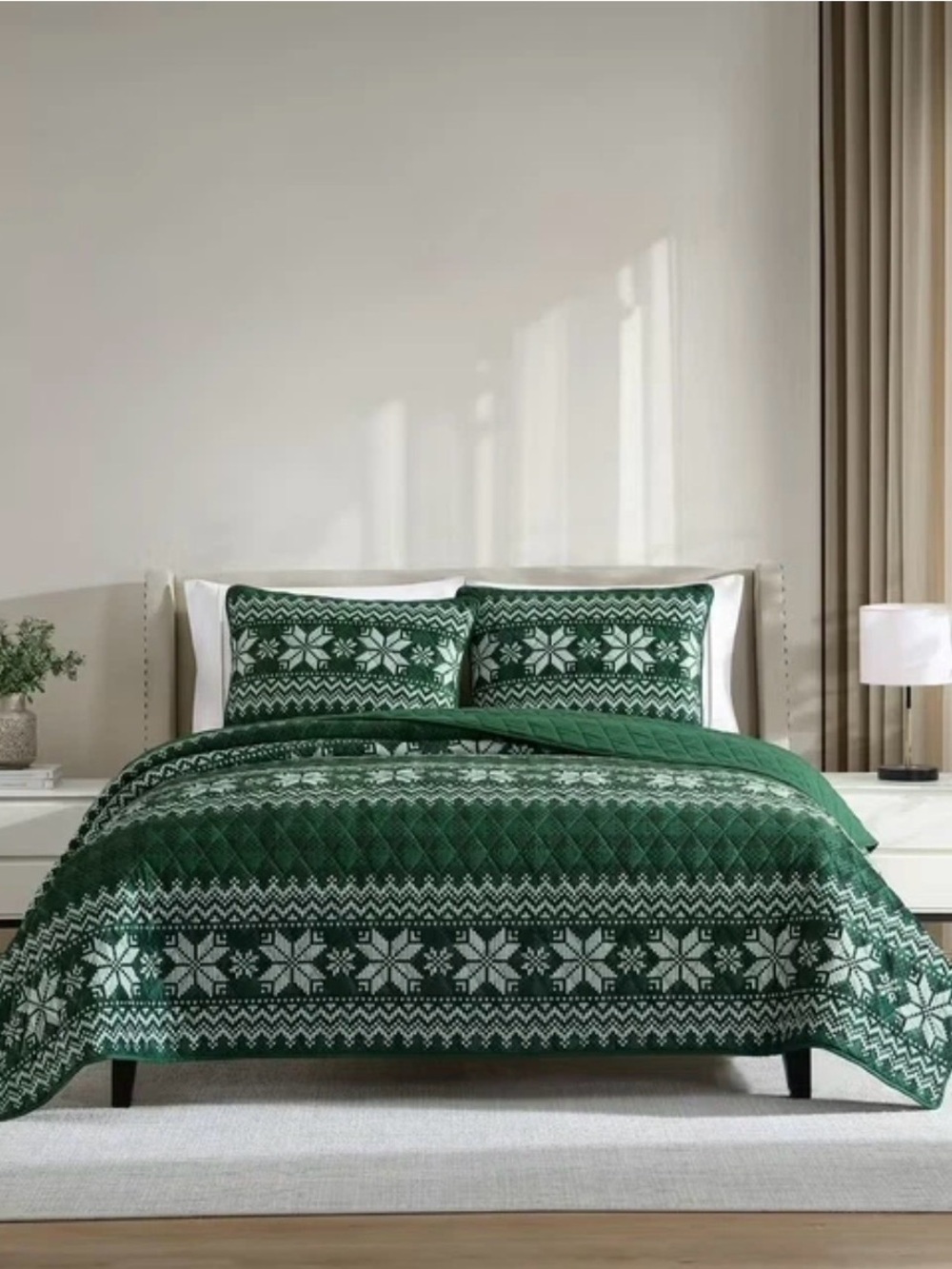Lenox Green and White Nordic Snowflake Quilted Comforter Set king